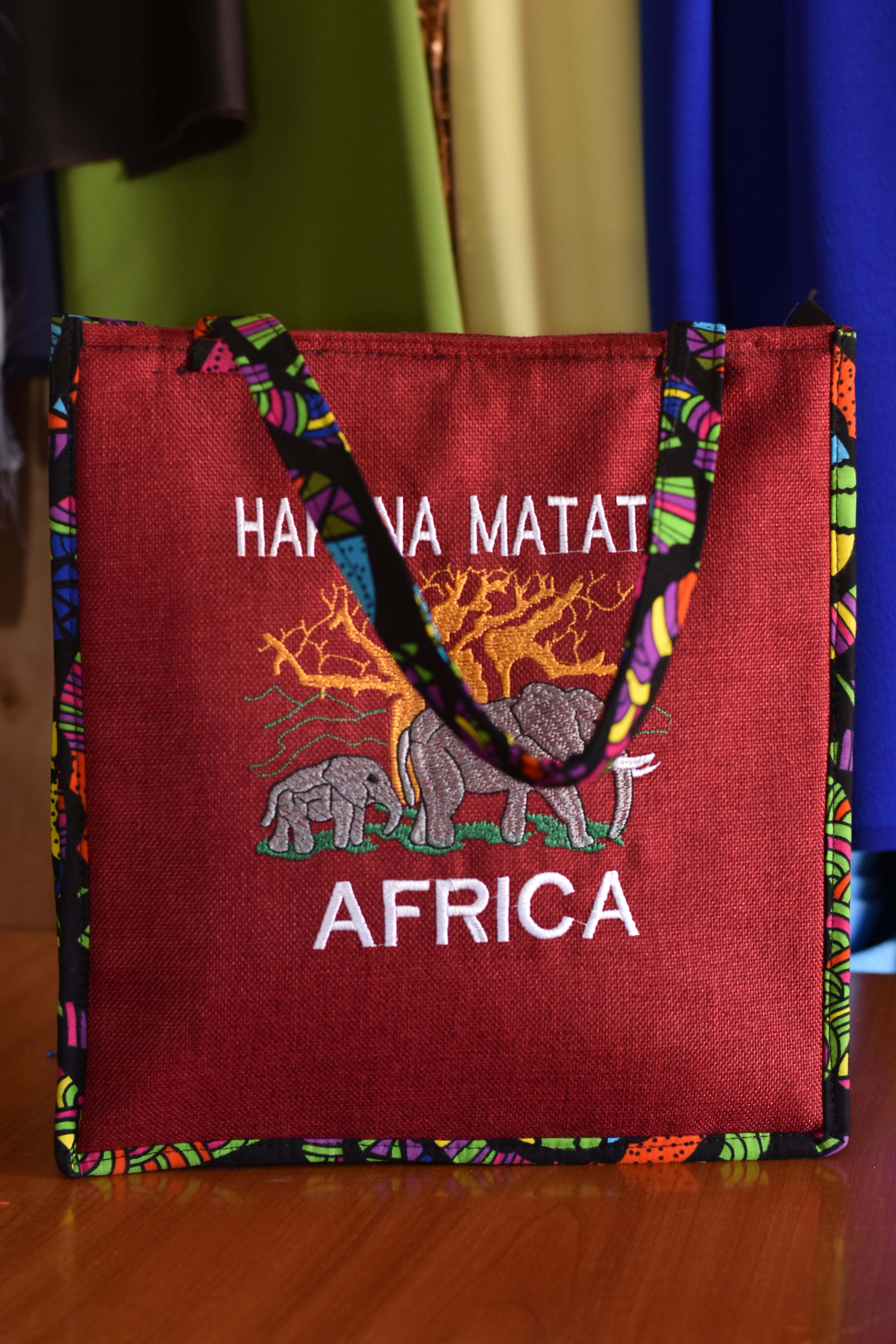 Hakuna Matata Tote bag